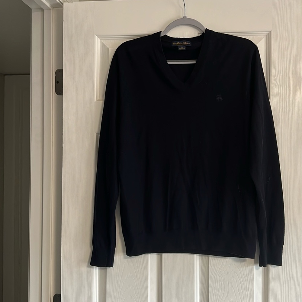 Brooks brothers v neck